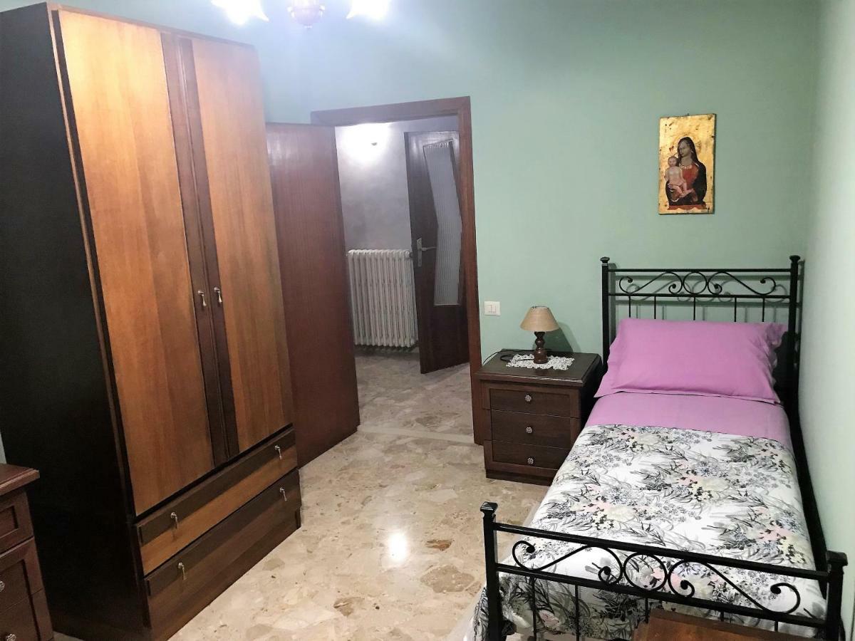 Casa Berti Apartment สเปลโล ภายนอก รูปภาพ